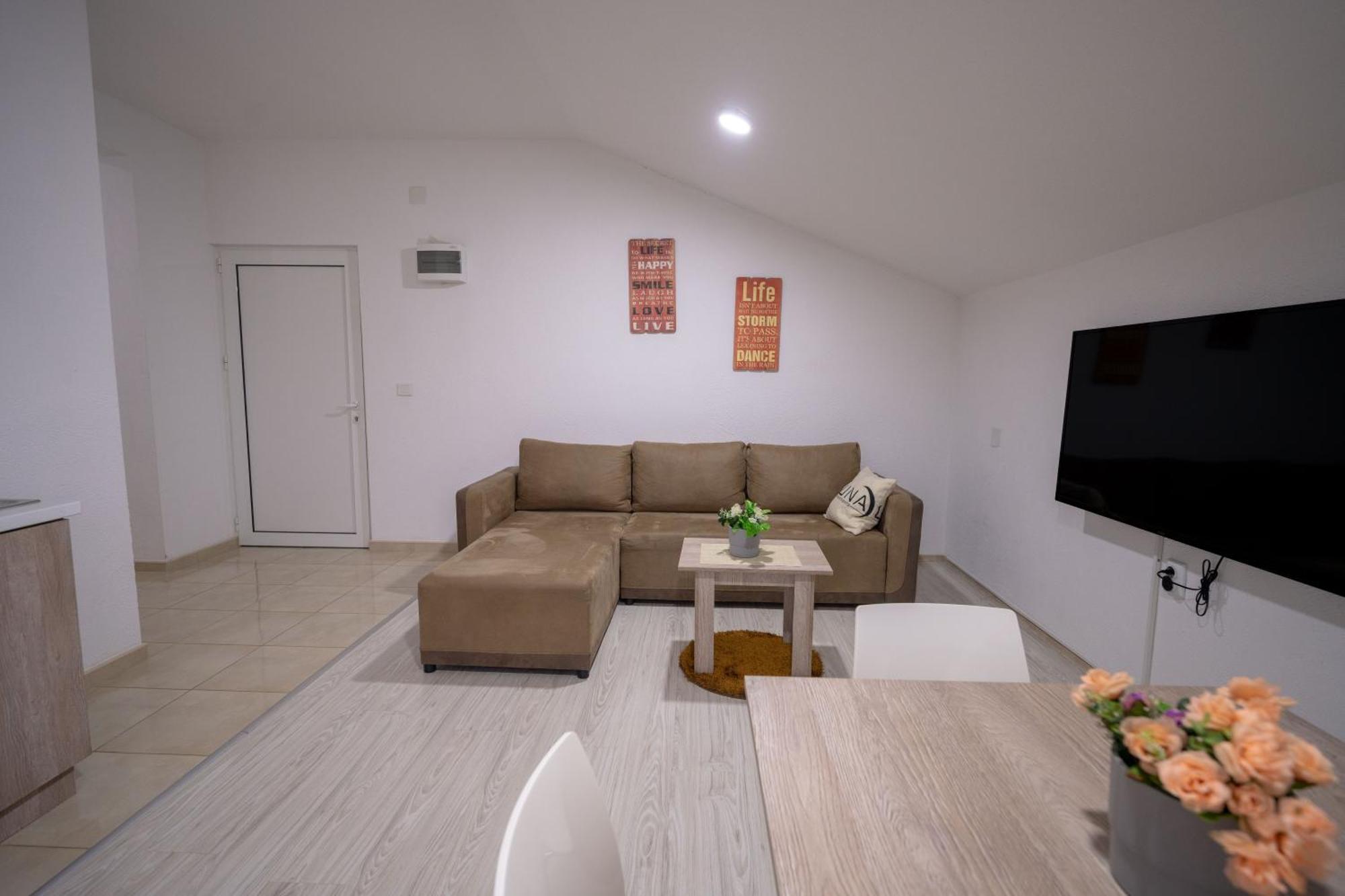 Luna Apartments Gevgelija Exterior photo
